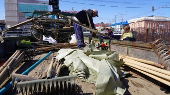 Мероприятия по весенней уборке территорий города продолжаются