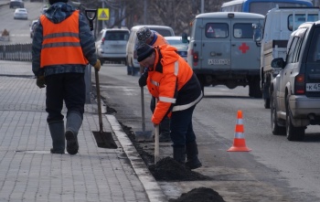 В краевой столице наводят порядок после зимы