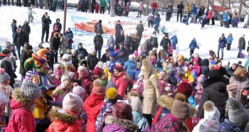 В одном из микрорайонов краевой столицы провели праздник весны